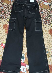 Cargo Bottom Jeans