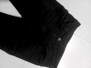 Black Jeans