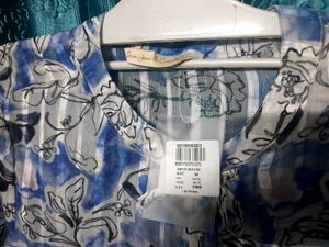 DJ&amp;C Top Or SHRUG M Size