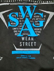 Black Graphic Print T-Shirt