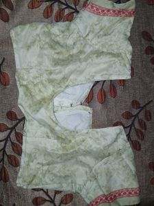 Boutique Blouse