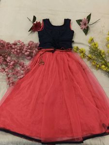 crop top and full embroidary skart..