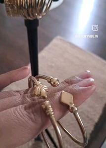 Gold Bangle Set