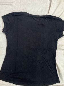 SUGR Brand Black Tee - Size M