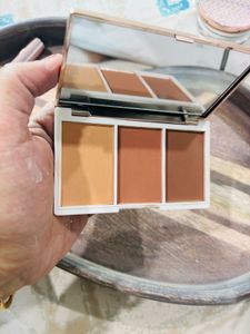 Kay Beauty Contour Kit