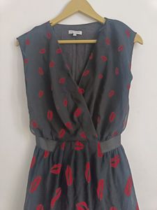 Kissy Lips Dress | 34&#34; &amp; 36&#34;