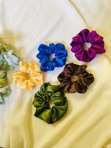8rs Wholesale Stretchable Scrunchies Comment Me