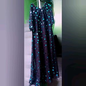Elegant Polka Dot Gown🖤💙!