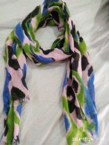 COLOURFUL SCARF