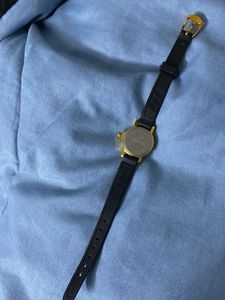 Elegant Vintage Gold-Tone Watch