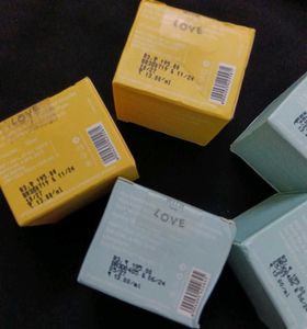 Dot &amp; Key Skincare Kit