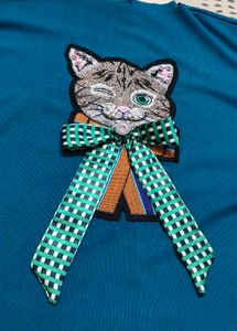 Women&#39;s Cute Cat Patch Loose Fit Casual Top