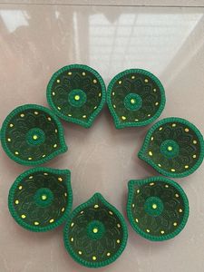 Set of 7 Decorative Diyas
