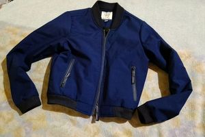 Navy blue thick crop jacket 💙