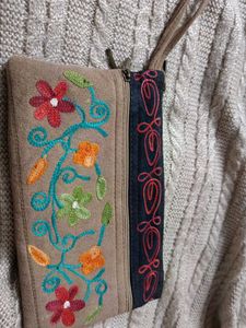 Rajasthani Hand Embroids Pouch🌷✨ ...