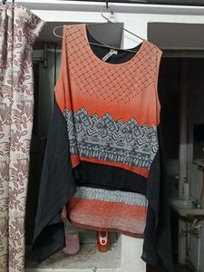 Strechable High Low TOp