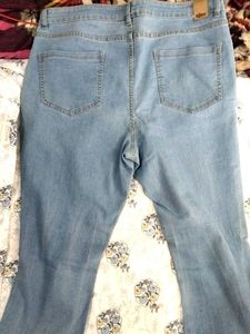 Light Wash Flared Jeans