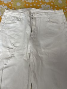 Distressed White Leg Jeans