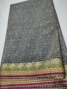 Elegant Striped Saree🔳
