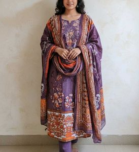 Pakistani 2 piece Kurta Set