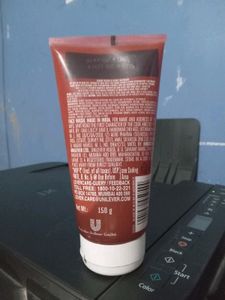 Lakme blush &amp;glow hydrating face wash strawberry w
