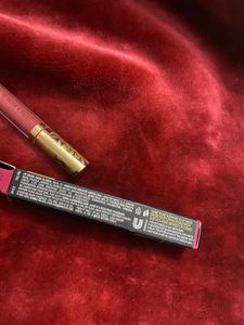 Lakme Rouge Bloom Matte Lip Liquid