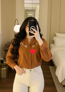 🇦🇮Vintage Embroidery Button Up Blouse Top