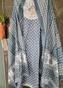 Blue &amp; White Printed Kurti