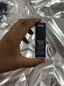 Dior lipstick 637 Forever sublime