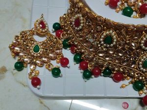 Premium Jewellery Set  With Red Hilighted Kundand