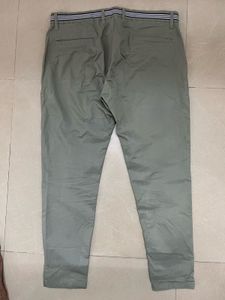 Max Light Green Chinos