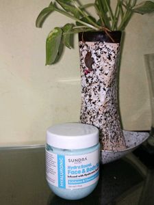 im selling a  body wash and it&#39;s remove tan our bo