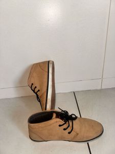 QUIKSILVER BROWN LEATHER SNEAKERS