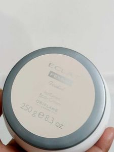 Oriflame Eclat Femme Weekend Cream