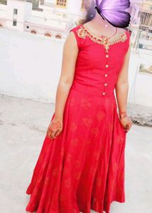 WEDDING PARTY WEAR WOMEN'S GOWN(SIZE:M)