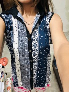 Patterned Sleeveless Top