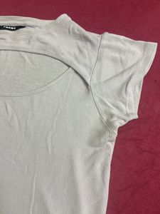 nuon lavender cutout top