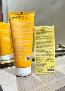 Dot &amp; Key Face Wash &amp; Serum