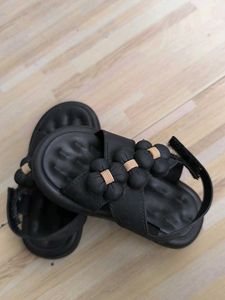 Black Flower Sandals - Size Toddler