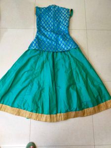 Girls&#39; Green Ethnic Dress