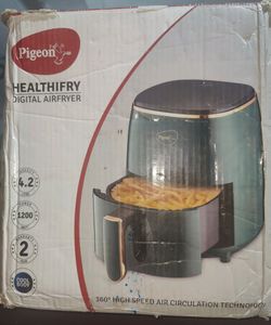 PIGEON HEALTHIFRY DIGITAL AIRFRYER .