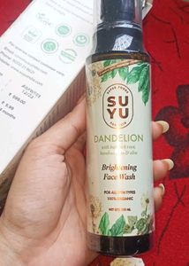 SUYU Brightening Face Wash 💗