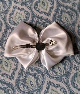 White Hair Bow