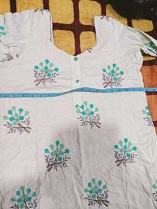 Today&#39;s Sale!Kurta Embroidery Flower With Pant One