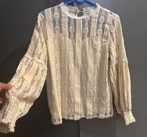 Lace Balloon Sleeve Top