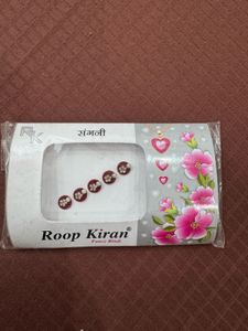 Women 6 New Bindi