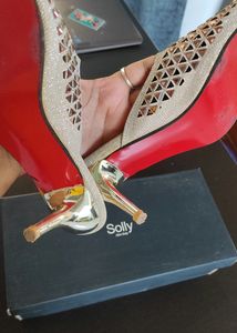 Elegant High Heel In Copper Colour