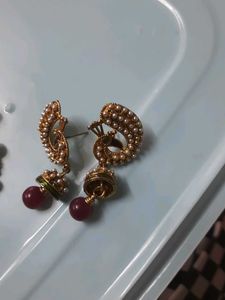 Elegant Gold &amp; Pearl Drop Earrings (Set of 2)