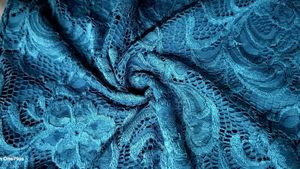 Cold Shoulder Cut Out Top