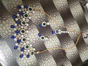Beautiful Blue Heavy NeKlace